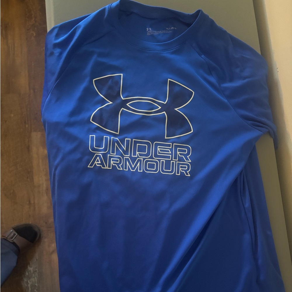 Under Armour boys Bold Blue Tee